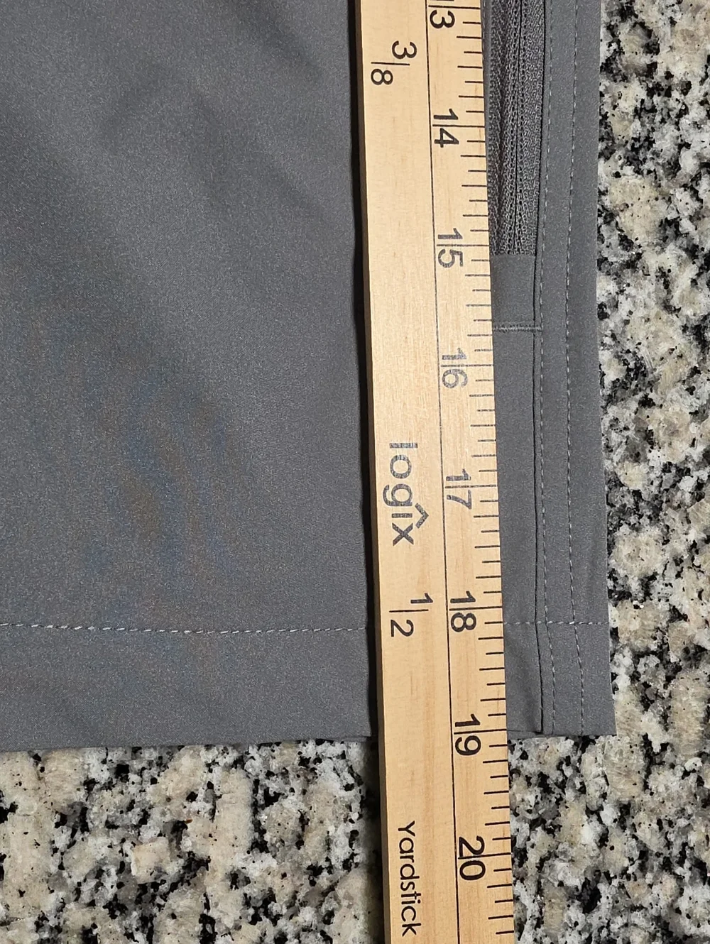 Orvis Men's Gray Lightweight Hybrid Shorts